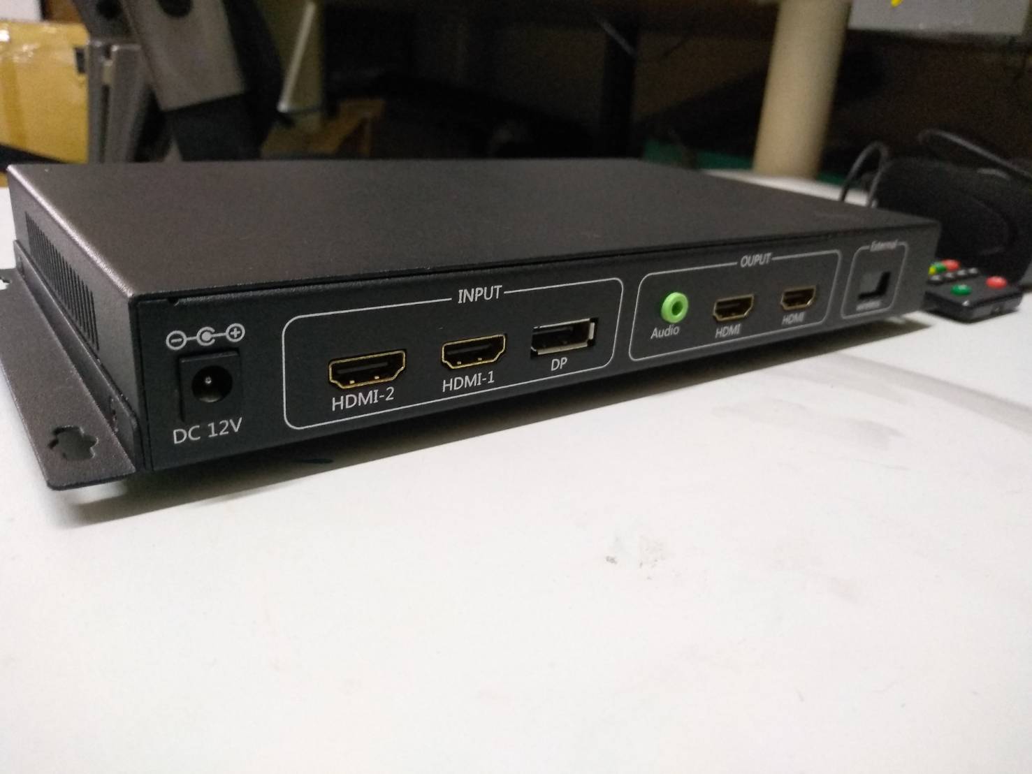 矩陣器 手機平板打直同步器